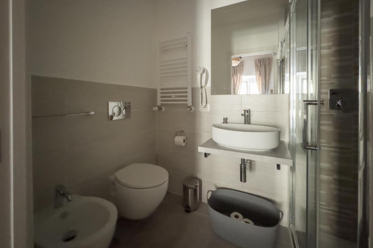 White Ostilia Guesthouse Řím Exteriér fotografie
