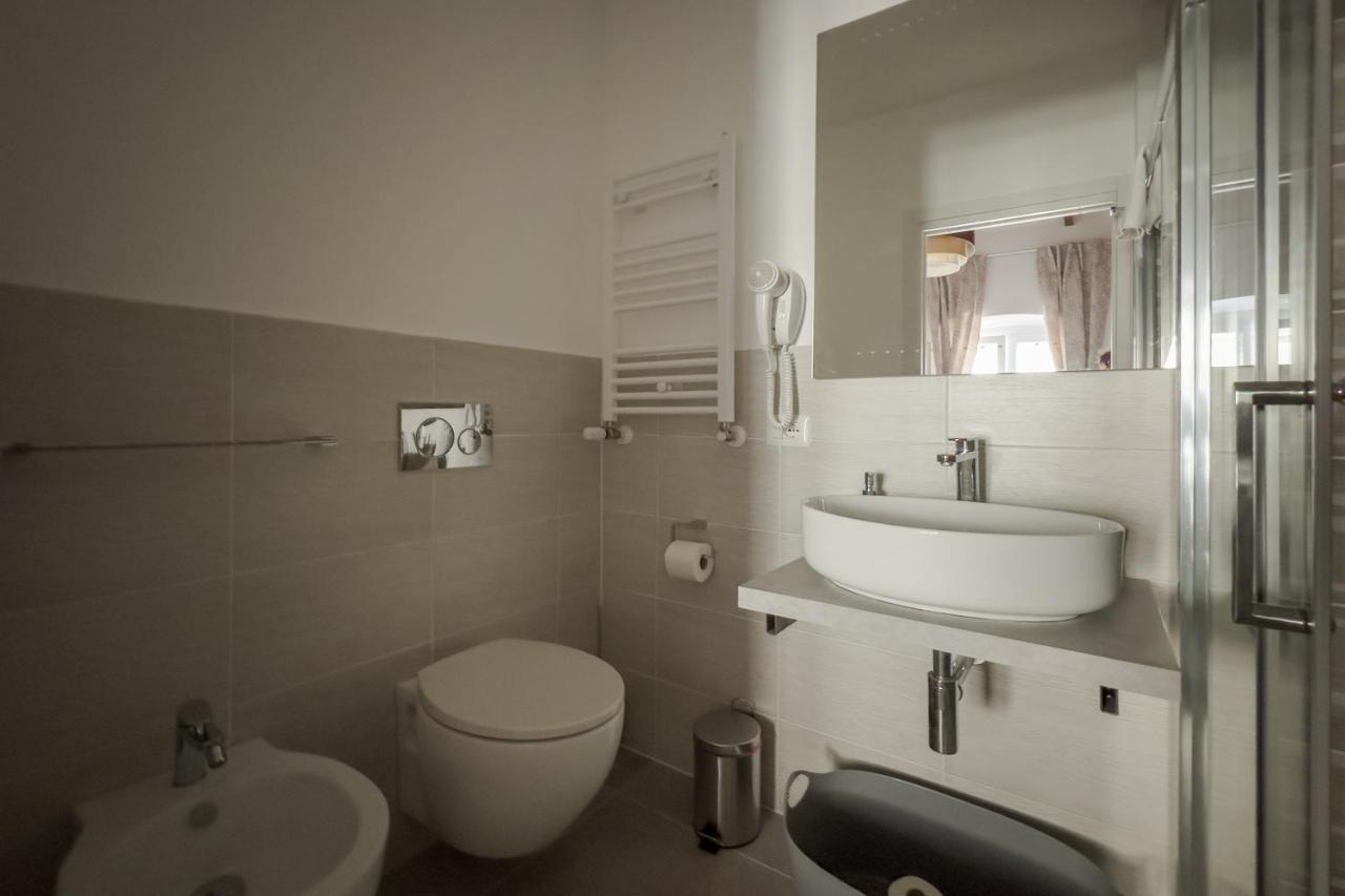 White Ostilia Guesthouse Řím Exteriér fotografie